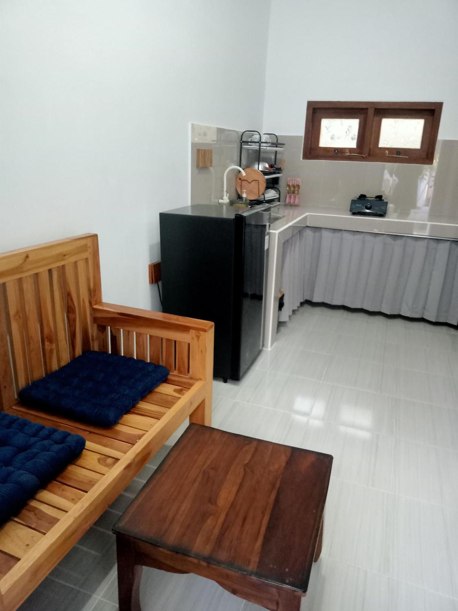 Lilypad Guest House Kuta  Exterior photo